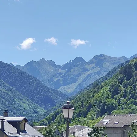 One Luchon 6 Personnes Apartment